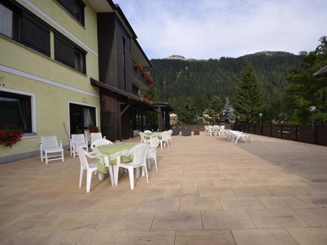 Hotel Cristallo มาดอนนาดีกัมปิโญ ภายนอก รูปภาพ